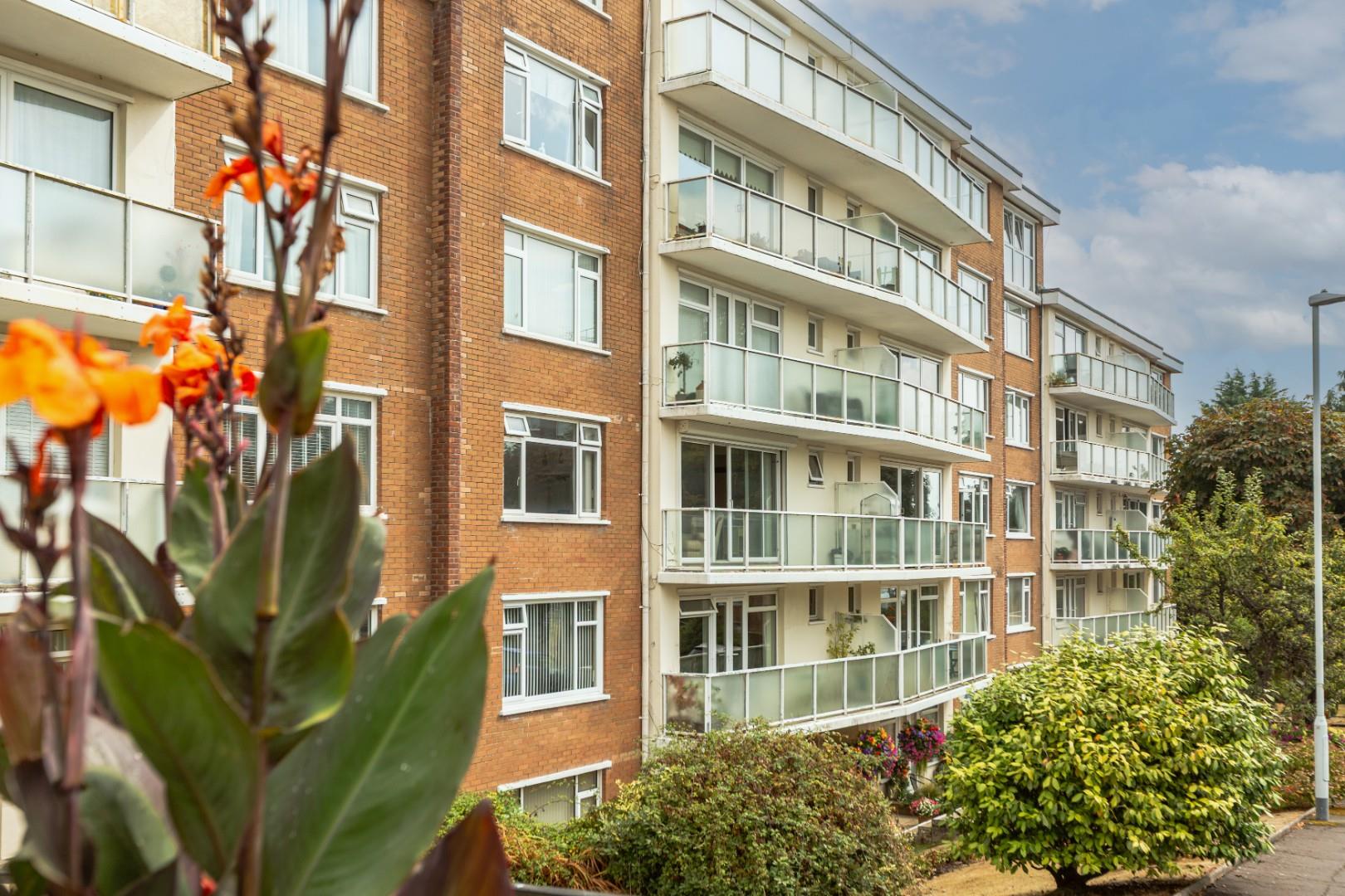 Brynfield Court, Langland, Swansea, SA3 4TF